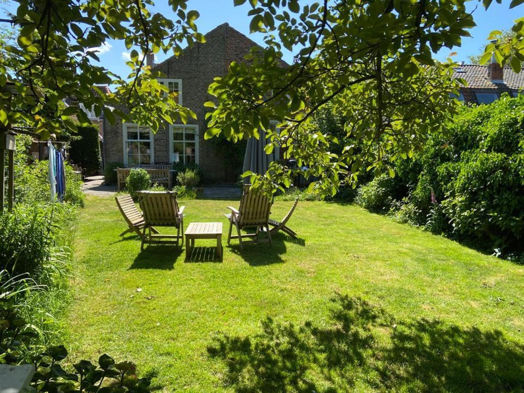 Monumentaal pand Apartment Veere Bagian luar foto